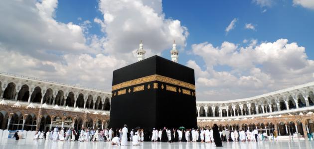 صورة لإحدى اجمل المعالم السياحية في السعودية الكعبة المشرفة في مكة المكرمة